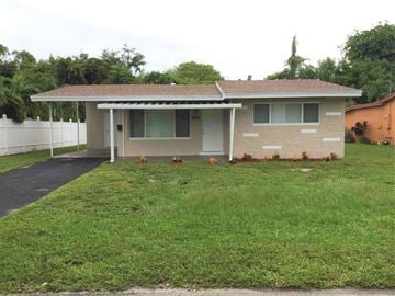 Hollywood house for rent - 6521 Roosevelt St Hollywood, FL 33024