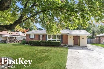Indianapolis house for rent - 6605 West 14th Street Indianapolis, IN 46214