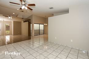 Hialeah house for rent - 6657 NW 174 Terrace Hialeah, FL 33015