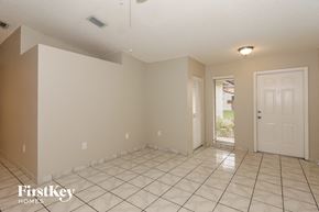 Hialeah house for rent - 6657 NW 174 Terrace Hialeah, FL 33015