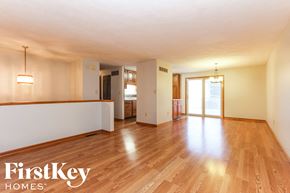 Indianapolis house for rent - 6702 Revere Ln Indianapolis, IN 46237