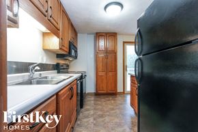 Indianapolis house for rent - 6702 Revere Ln Indianapolis, IN 46237