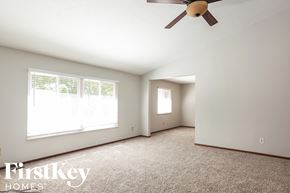 Indianapolis house for rent - 6921 Mapleton Ct Indianapolis, IN 46214