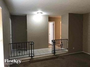 Saint Louis house for rent - 6933 Parc Charlene Saint Louis, MO 63033