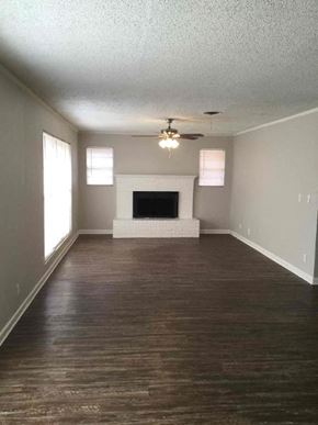 Fort Worth house for rent - 7000 Meadowbrook Dr Fort Worth, TX 76112