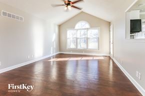 Gladstone house for rent - 7111 N Holmes St Gladstone, MO 64118