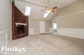 Memphis house for rent - 7364 Ashley Oaks Dr Memphis, TN 38125