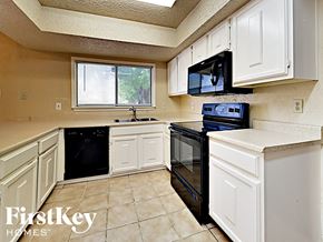 Dallas house for rent - 7431 Bayberry Ln Dallas, TX 75249