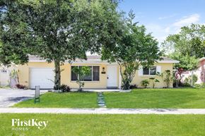 Sunrise house for rent - 7461 NW 23rd St Sunrise, FL 33313