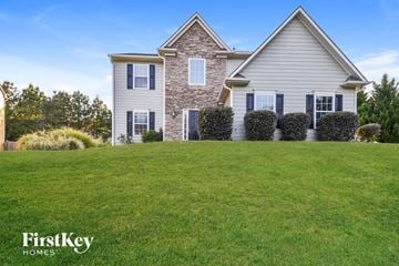 Fairburn house for rent - 7660 Village Loop Fairburn, GA 30213