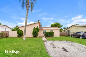 North Lauderdale house for rent - 7701 SW 7th Ct North Lauderdale, FL 33068