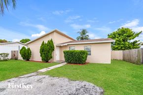 North Lauderdale house for rent - 7701 SW 7th Ct North Lauderdale, FL 33068