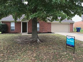 Southaven house for rent - a for rent sign in front of a house