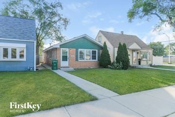 Burbank house for rent - 7804 Laramie Avenue Burbank, IL 60459