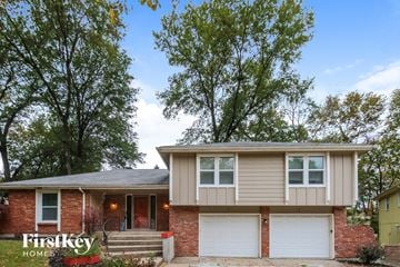Kansas City house for rent - 7939 N Campbell St Kansas City, MO 64118
