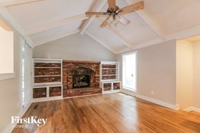Kansas City house for rent - 7939 N Campbell St Kansas City, MO 64118