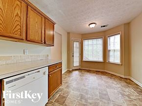 Riverdale house for rent - 8012 Mustang Lane Riverdale, GA 30274