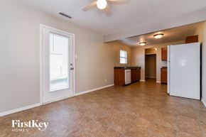 Indianapolis house for rent - 8016 Grove Berry Way Indianapolis, IN 46239