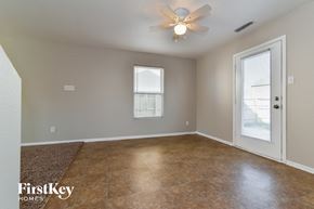 Indianapolis house for rent - 8016 Grove Berry Way Indianapolis, IN 46239