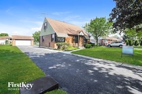 Burbank house for rent - 8017 Merrimac Ave Burbank, IL 60459