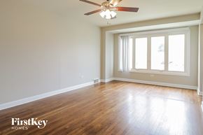 Chicago house for rent - 8025 S Kolin Ave Chicago, IL 60652