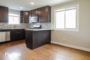 Chicago house for rent - 8025 S Kolin Ave Chicago, IL 60652