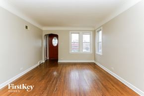 Chicago house for rent - 8106 S Maplewood Av Chicago, IL 60652
