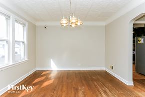 Chicago house for rent - 8106 S Maplewood Av Chicago, IL 60652