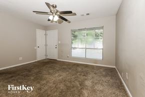 Jonesboro house for rent - 8280 Attleboro Dr Jonesboro, GA 30238