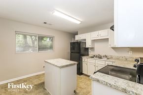 Jonesboro house for rent - 8280 Attleboro Dr Jonesboro, GA 30238