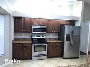Fort Myers house for rent - 8285 Tahiti Rd Fort Myers, FL 33967
