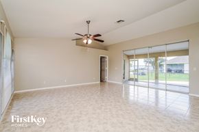 Fort Myers house for rent - 8381 Bahamas Rd Fort Myers, FL 33967