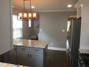 Chicago house for rent - 8751 S East End Ave Chicago, IL 60617