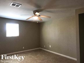 Phoenix house for rent - 8802 N 35TH Dr Phoenix, AZ 85051