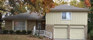Overland Park house for rent - 8802 W 95th Terrace Overland Park, KS 66212