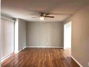 Overland Park house for rent - 8802 W 95th Terrace Overland Park, KS 66212