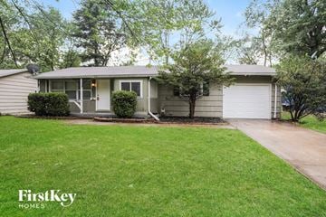 Kansas City house for rent - 8820 Manchester ave Kansas City, MO 64138