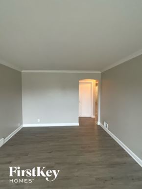 Evergreen Park house for rent - 8912 South Sacramento Avenue Evergreen Park, IL 60805