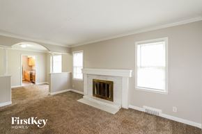 Raytown house for rent - 9005 E 68th Terr Raytown, MO 64133