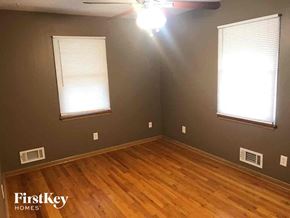 Raytown house for rent - 9009 E 84th St Raytown, MO 64138