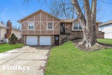 Kansas City house for rent - 9021 E 90th Ter Kansas City, MO 64138