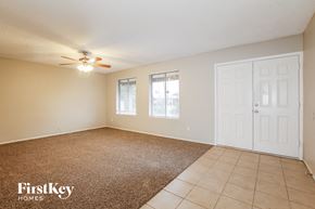 Glendale house for rent - 9047 North 48th Avenue Glendale, AZ 85302