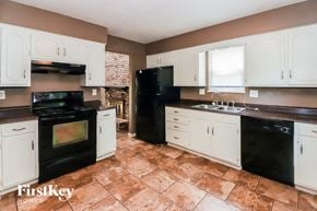 Kansas City house for rent - 9137 E 90th Ter Kansas City, MO 64138