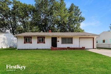 Indianapolis house for rent - 9525 E 39th Place Indianapolis, IN 46235