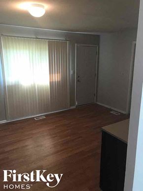 Indianapolis house for rent - 9525 E 39th Place Indianapolis, IN 46235