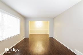 Overland Park house for rent - 9613 Beverly Dr Overland Park, KS 66207
