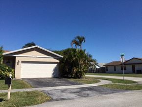 Sunrise house for rent - 9703 NW 42 Court Sunrise, FL 33351