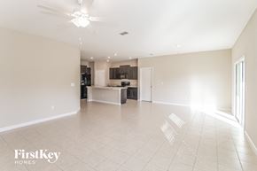 Jacksonville house for rent - 5689 Kellar Cir Jacksonville, FL 32218