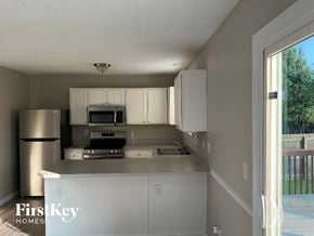 Reynoldsburg house for rent - 7272 Moonbay Ct Reynoldsburg, OH 43068