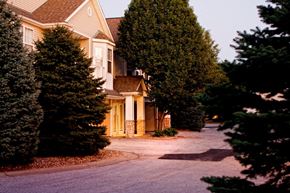 Omaha apartment for rent - Evening Lights on the Villa